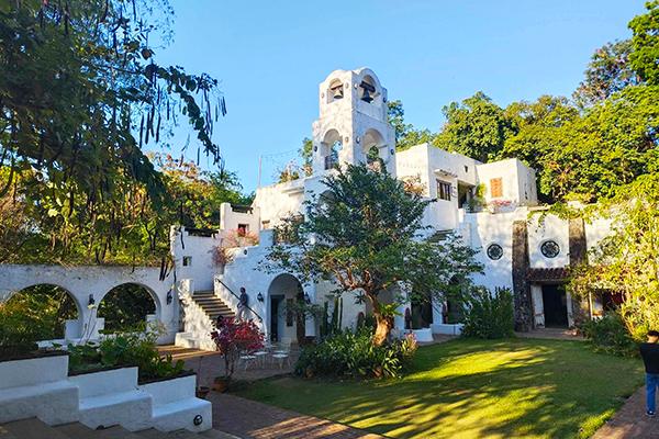 Art in the Hills of Antipolo